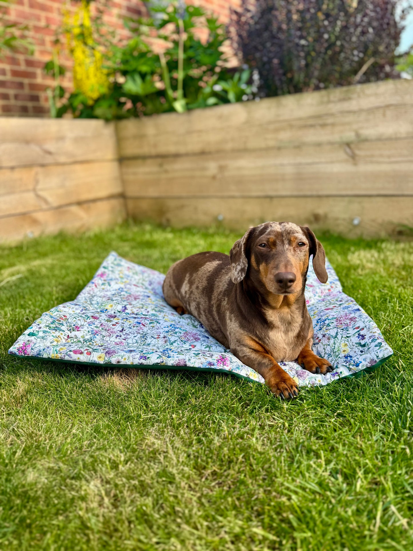 Wildflower Pub & Picnic Settle Mat