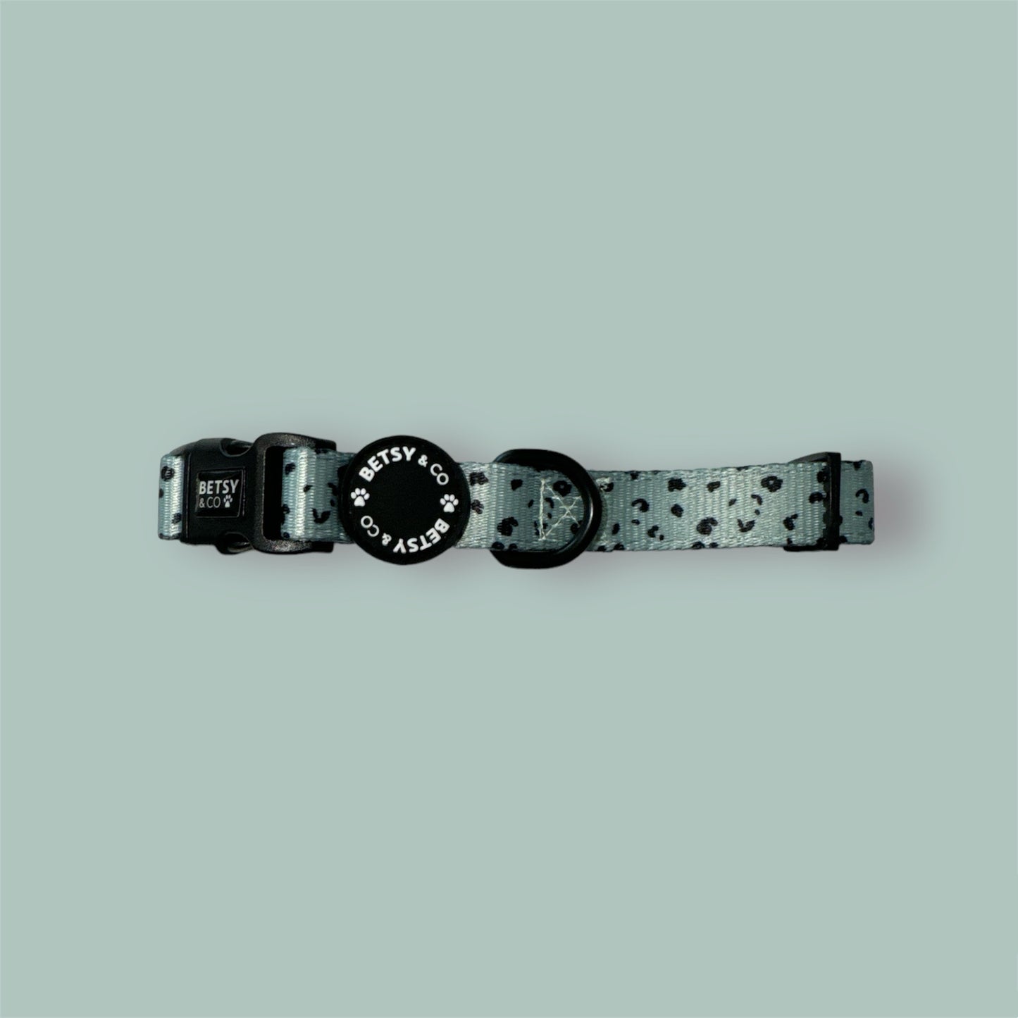 Khaki Leopard Collar